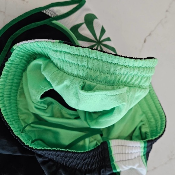 Nike Dri Fit Shorts - Picture 7 of 9